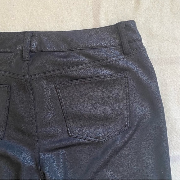The Limited Black Faux Leather Skinny Jeggings Size 8 - Picture 8 of 14